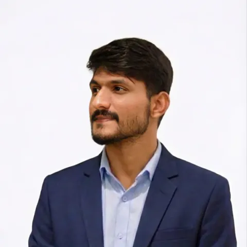 Portrait of Dax Panara, Founder and CEO of Ramest Technolabs